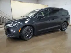 2C4RC1EG6JR273168 2018 CHRYSLER PACIFICA