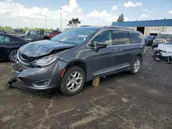 2C4RC1EG6JR292285 2018 CHRYSLER PACIFICA
