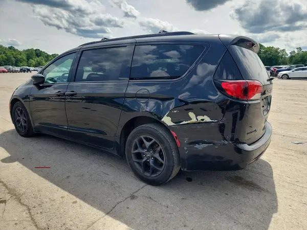 2C4RC1EG6JR312227 2018 CHRYSLER PACIFICA - Image 2