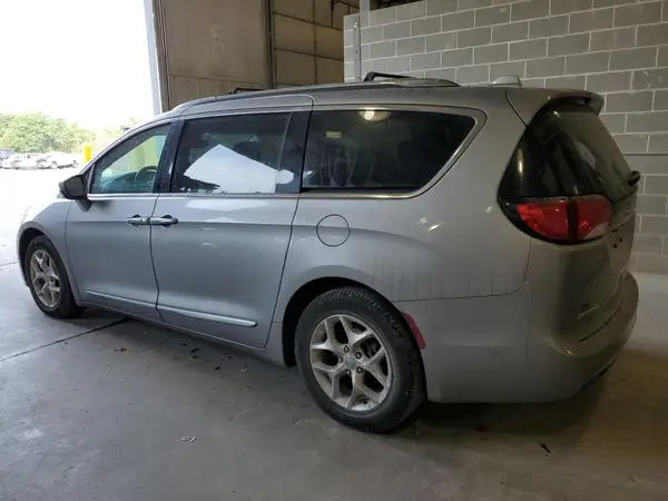 2C4RC1EG6JR316035 2018 CHRYSLER PACIFICA - Image 2