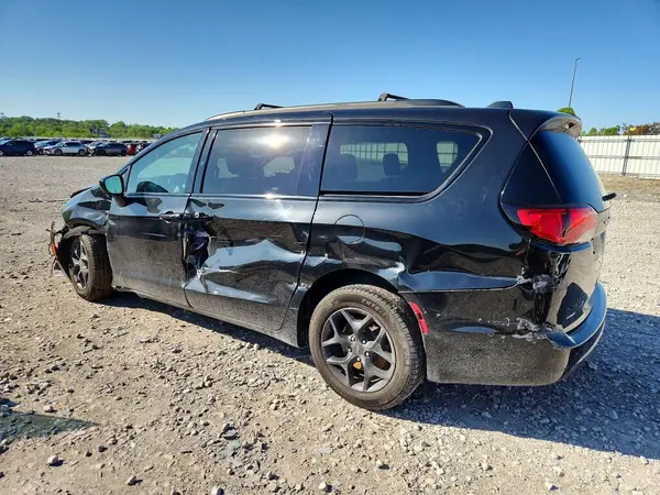 2C4RC1EG6JR322076 2018 CHRYSLER PACIFICA - Image 2