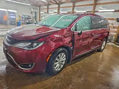 2C4RC1EG6JR322563 2018 CHRYSLER PACIFICA