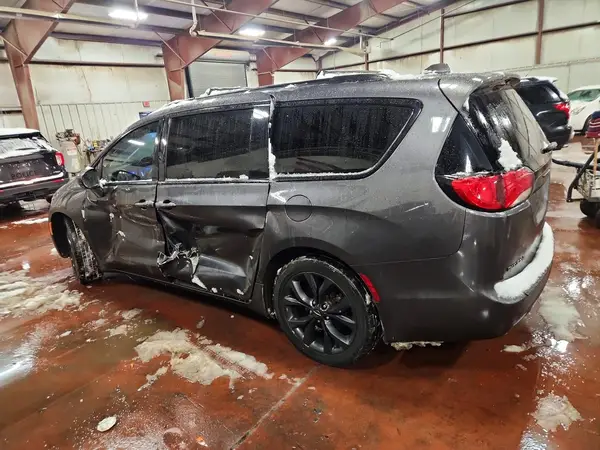 2C4RC1EG6JR333465 2018 CHRYSLER PACIFICA - Image 2