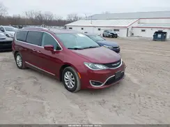 2C4RC1EG6JR351593 2018 CHRYSLER PACIFICA