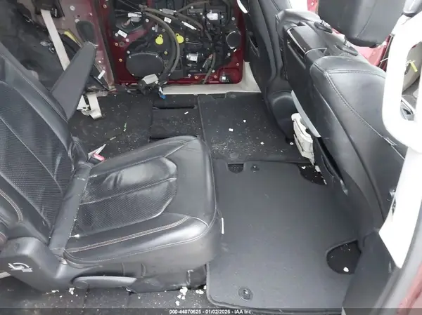 2C4RC1EG6JR351593 2018 CHRYSLER PACIFICA - Image 8