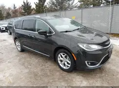 2C4RC1EG6KR604882 2019 CHRYSLER PACIFICA