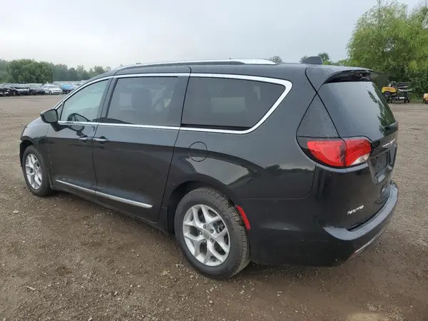 2C4RC1EG7HR507120 2017 CHRYSLER PACIFICA - Image 2