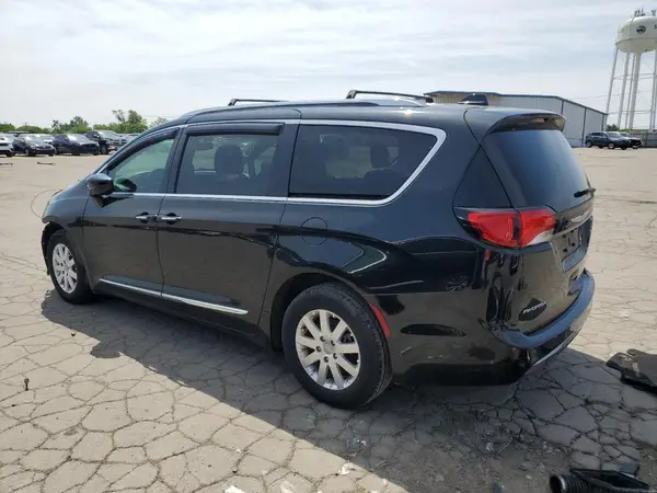 2C4RC1EG7HR519123 2017 CHRYSLER PACIFICA - Image 2