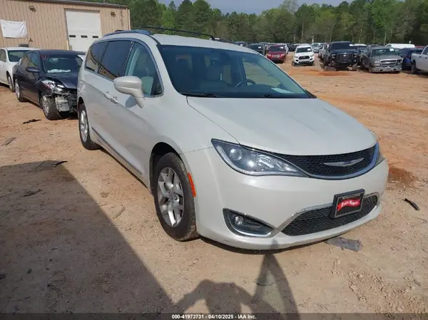2C4RC1EG7HR572601 2017 CHRYSLER PACIFICA - Image 1