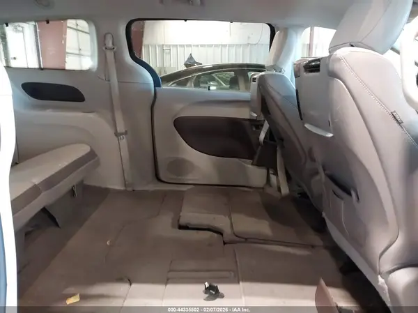 2C4RC1EG7HR577099 2017 CHRYSLER PACIFICA - Image 8