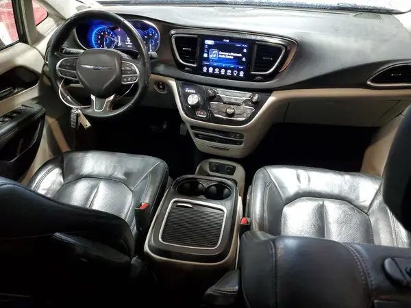 2C4RC1EG7HR577510 2017 CHRYSLER PACIFICA - Image 8