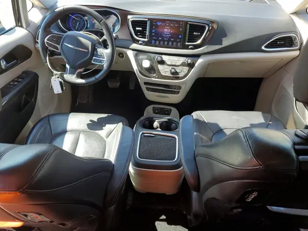 2C4RC1EG7HR588796 2017 CHRYSLER PACIFICA - Image 8