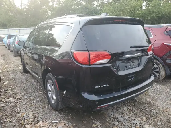 2C4RC1EG7HR592007 2017 CHRYSLER PACIFICA - Image 2