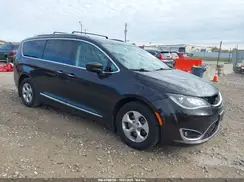 2C4RC1EG7HR608416 2017 CHRYSLER PACIFICA