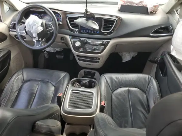 2C4RC1EG7HR622767 2017 CHRYSLER PACIFICA - Image 8