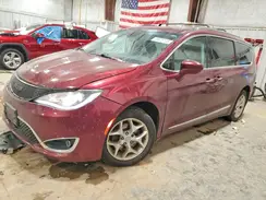 2C4RC1EG7HR644445 2017 CHRYSLER PACIFICA