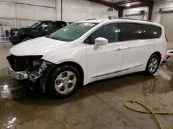 2C4RC1EG7HR644591 2017 CHRYSLER PACIFICA