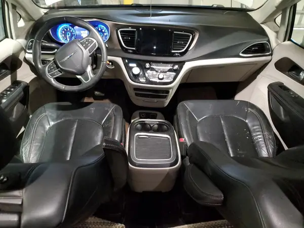 2C4RC1EG7HR657616 2017 CHRYSLER PACIFICA - Image 8