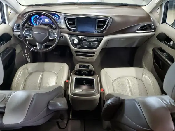2C4RC1EG7HR684427 2017 CHRYSLER PACIFICA - Image 8