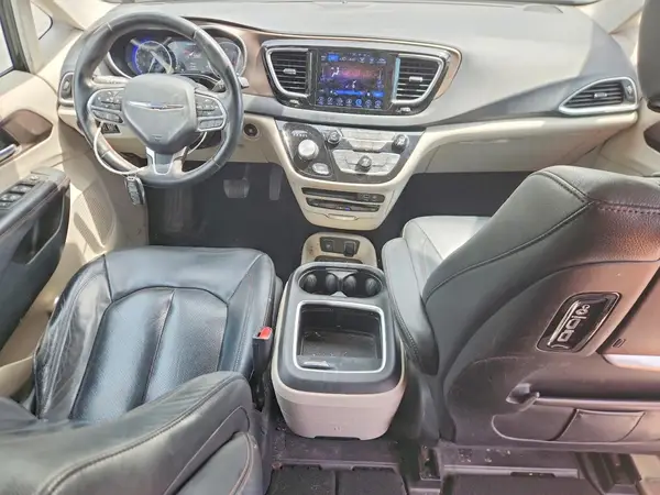 2C4RC1EG7HR708998 2017 CHRYSLER PACIFICA - Image 8