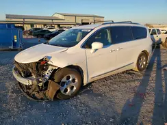 2C4RC1EG7HR752595 2017 CHRYSLER PACIFICA