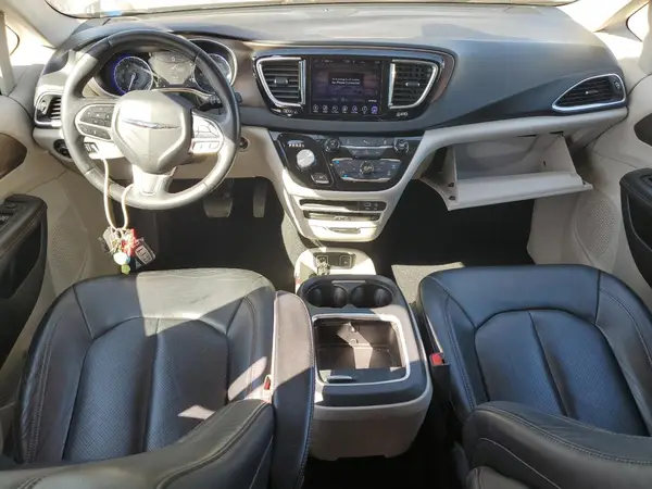 2C4RC1EG7HR752712 2017 CHRYSLER PACIFICA - Image 8