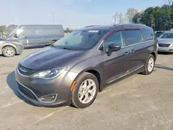 2C4RC1EG7HR757604 2017 CHRYSLER PACIFICA