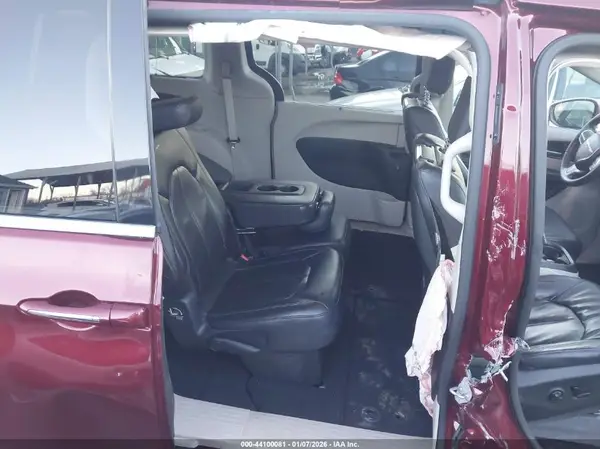 2C4RC1EG7HR763824 2017 CHRYSLER PACIFICA - Image 8