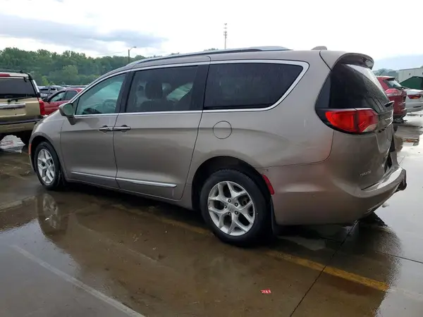 2C4RC1EG7HR768926 2017 CHRYSLER PACIFICA - Image 2