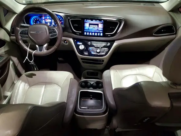 2C4RC1EG7HR770126 2017 CHRYSLER PACIFICA - Image 8