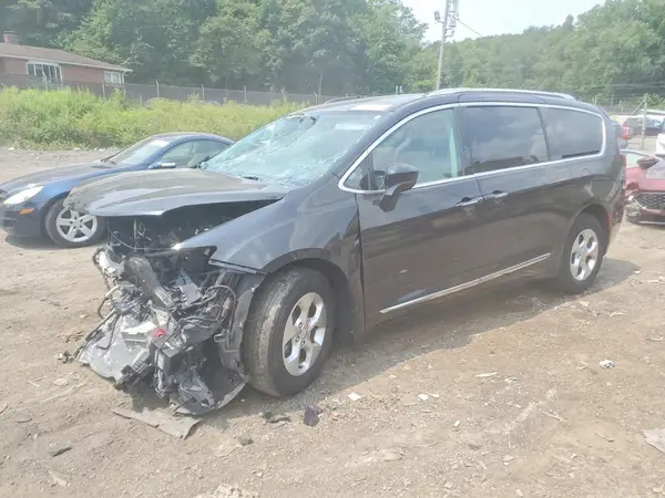 2C4RC1EG7HR770708 2017 CHRYSLER PACIFICA - Image 1