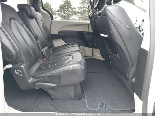 2C4RC1EG7HR781935 2017 CHRYSLER PACIFICA - Image 8