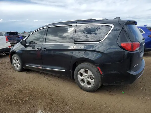 2C4RC1EG7HR796466 2017 CHRYSLER PACIFICA - Image 2