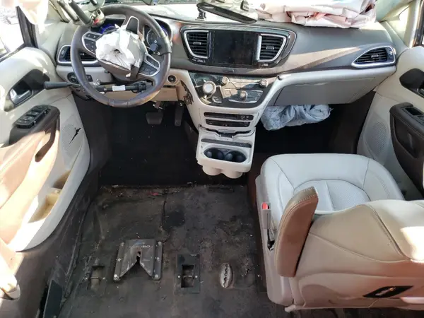 2C4RC1EG7HR823522 2017 CHRYSLER PACIFICA - Image 8