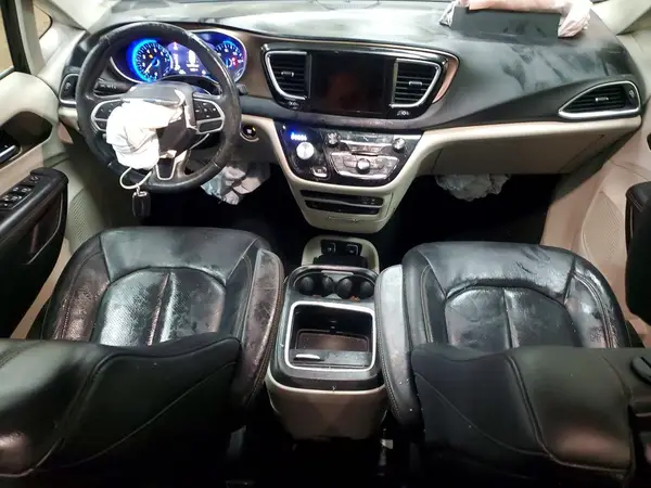 2C4RC1EG7JR108245 2018 CHRYSLER PACIFICA - Image 8