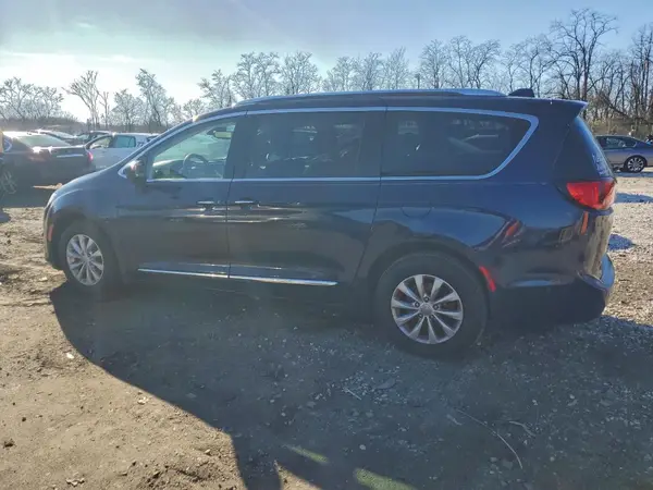 2C4RC1EG7JR108360 2018 CHRYSLER PACIFICA - Image 2
