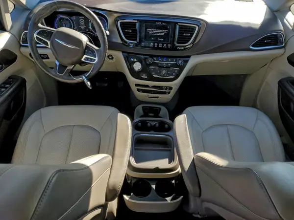 2C4RC1EG7JR108360 2018 CHRYSLER PACIFICA - Image 8
