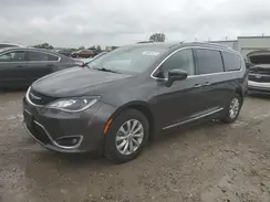 2C4RC1EG7JR113929 2018 CHRYSLER PACIFICA