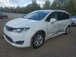 2C4RC1EG7JR128060 2018 CHRYSLER PACIFICA
