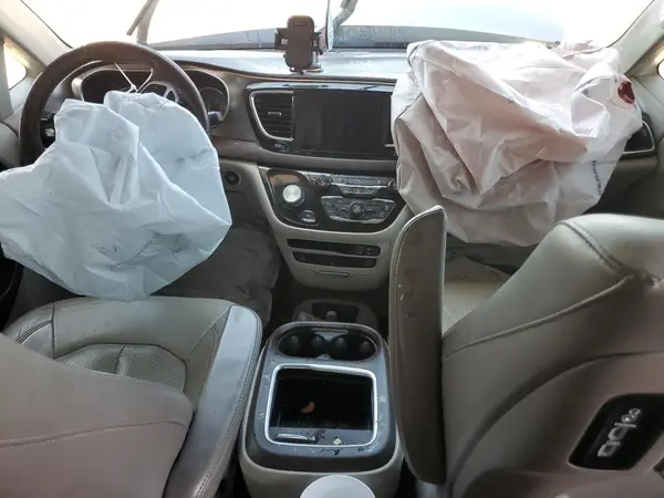 2C4RC1EG7JR130231 2018 CHRYSLER PACIFICA - Image 8