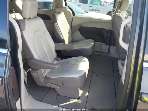 2C4RC1EG7JR136384 2018 CHRYSLER PACIFICA - Image 8