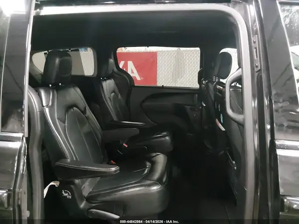 2C4RC1EG7JR168252 2018 CHRYSLER PACIFICA - Image 8