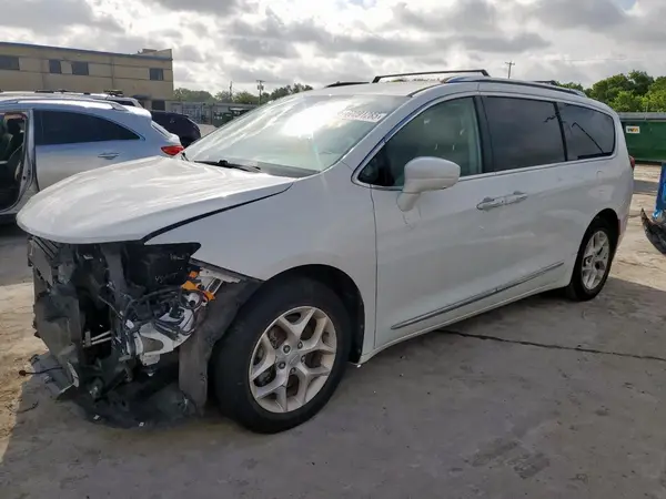 2C4RC1EG7JR197833 2018 CHRYSLER PACIFICA - Image 1