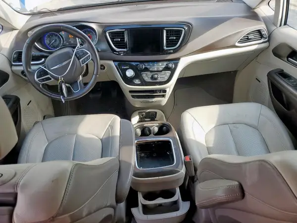 2C4RC1EG7JR197833 2018 CHRYSLER PACIFICA - Image 8