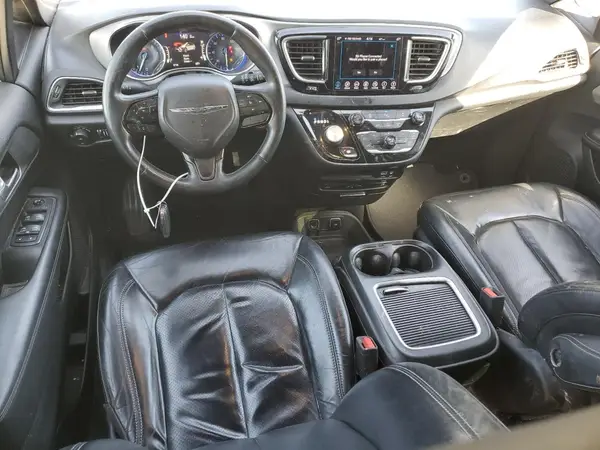 2C4RC1EG7JR198268 2018 CHRYSLER PACIFICA - Image 8