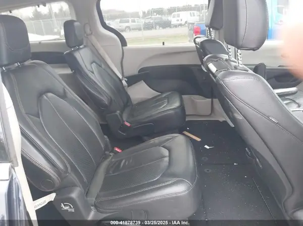 2C4RC1EG7JR258033 2018 CHRYSLER PACIFICA - Image 8