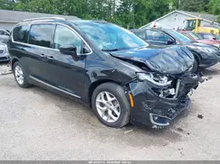 2C4RC1EG7JR271154 2018 CHRYSLER PACIFICA