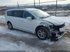 2C4RC1EG7JR271199 2018 CHRYSLER PACIFICA
