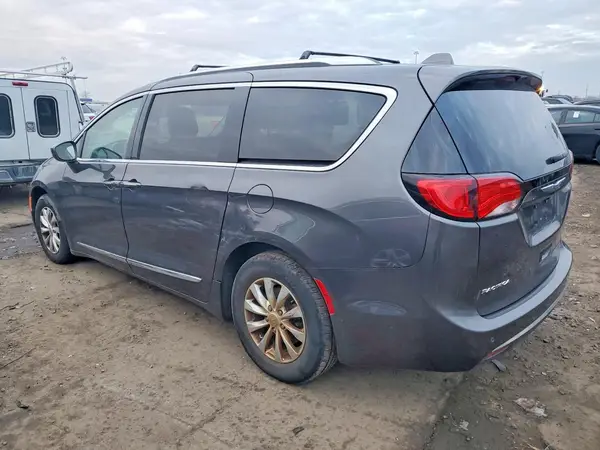 2C4RC1EG7JR289542 2018 CHRYSLER PACIFICA - Image 2