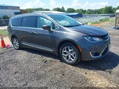 2C4RC1EG7JR293090 2018 CHRYSLER PACIFICA